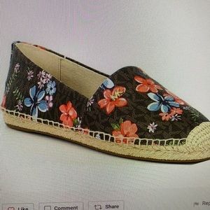 Michael Kors Kendrick Slip on Espadrille. Size 9. MK logo with floral detail